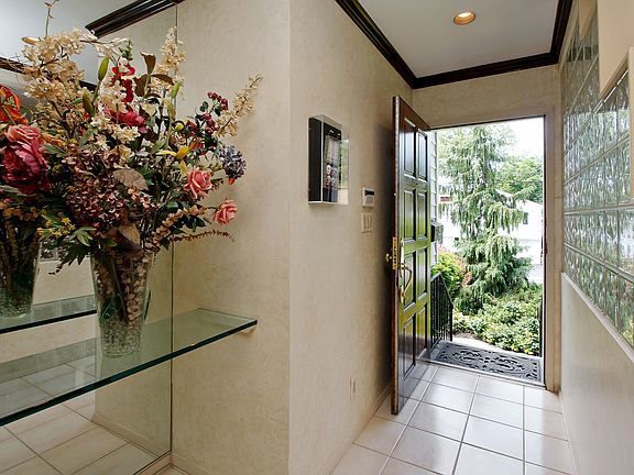 Welcoming entrance foyer