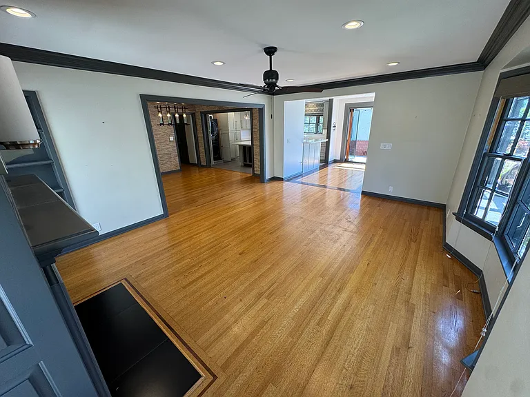 222 Saint Joseph Ave — Photo 14