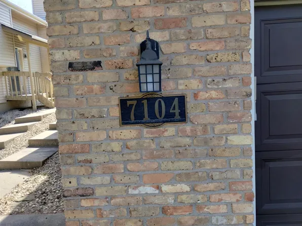 7104 Unity Ave N, Brooklyn Center, MN 55429