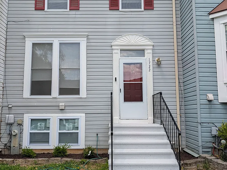 1722 Winding Brook Way — Photo 1