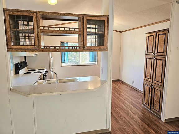5th image of 612 N Cascade Dr Unit 25