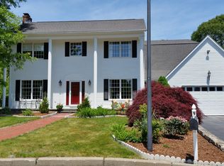 9 Saint Andrews Way, Barrington, RI 02806
