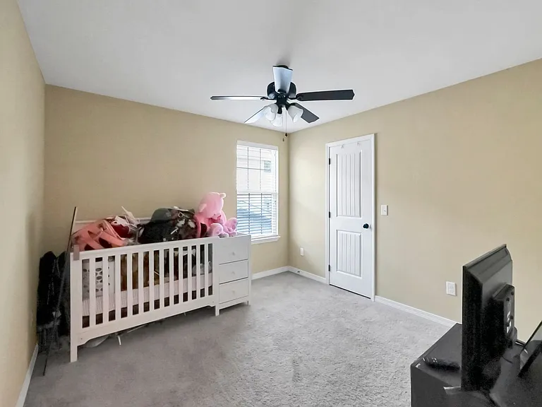220 Wainwright Dr — Photo 46