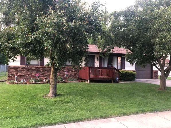 6676 Lakewood Ave, Portage, IN 46368
