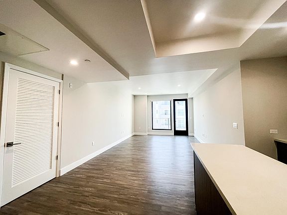 2nd image of 5545 Bonner Ave #203