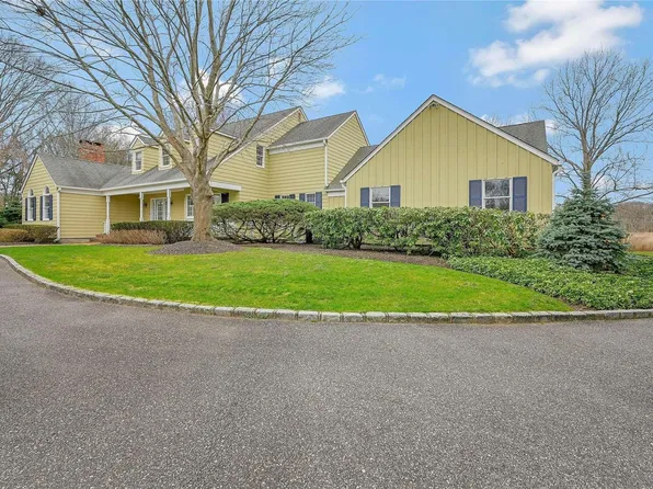 1730 Country Club Drive, Cutchogue, NY 11935