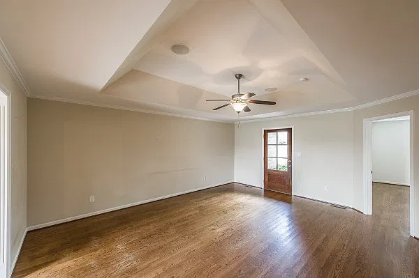 3 bed, 1539 sqft, $2,100 — Photo 3