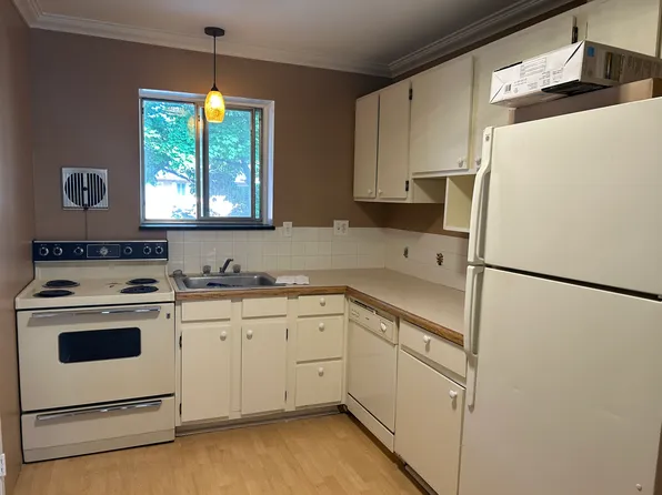 2454 East Ave APT F, Rochester, NY 14610