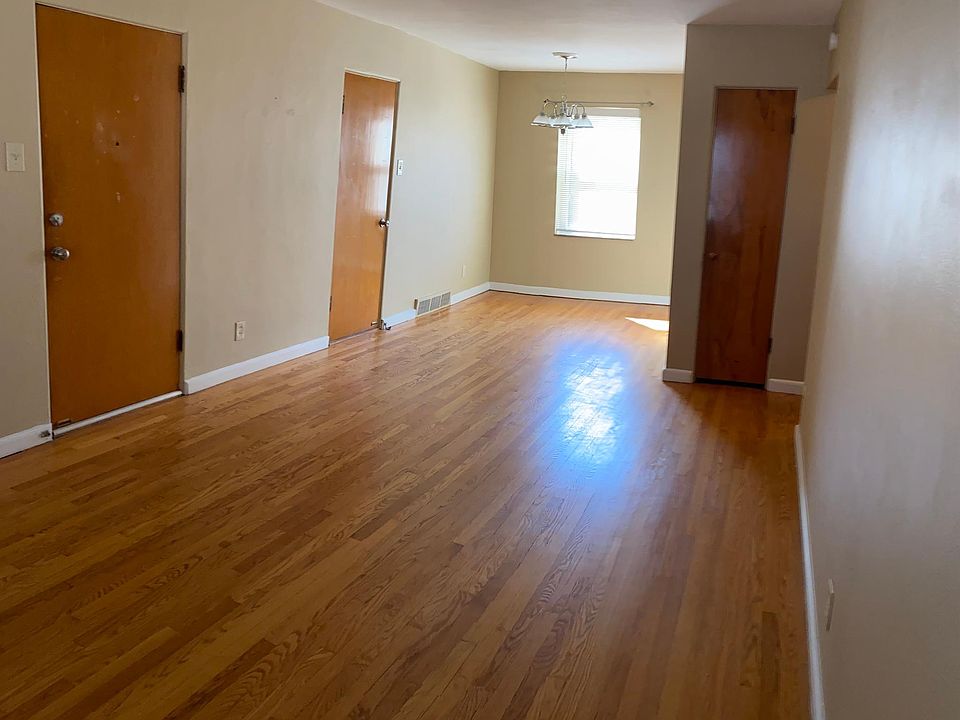 Living room to dining room view 2