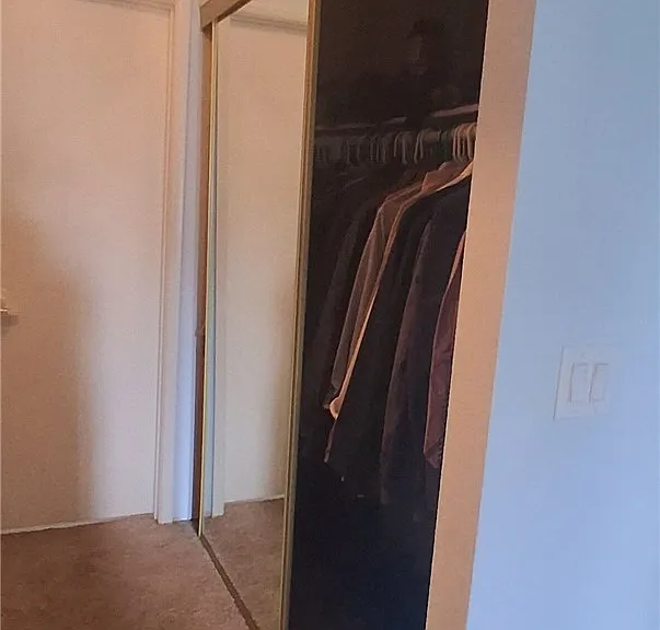 121 Logansberry Ln — Photo 25