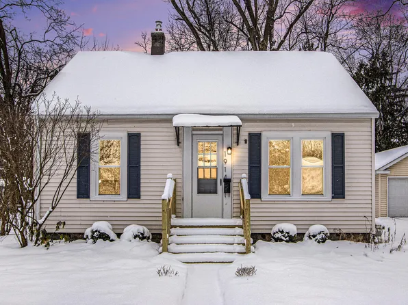 1914 Lakeway Ave, Kalamazoo, MI 49001