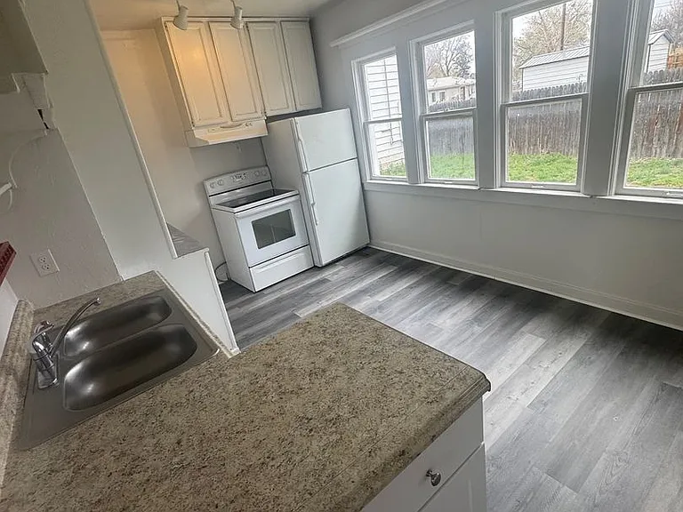 8190 Quebec St — Photo 13