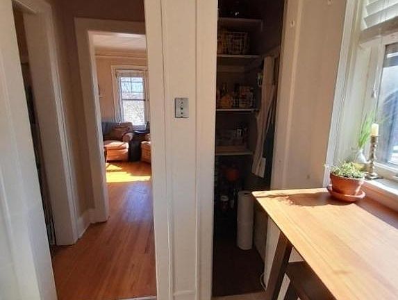 4th image of 93 Lexington Pkwy S APT 103