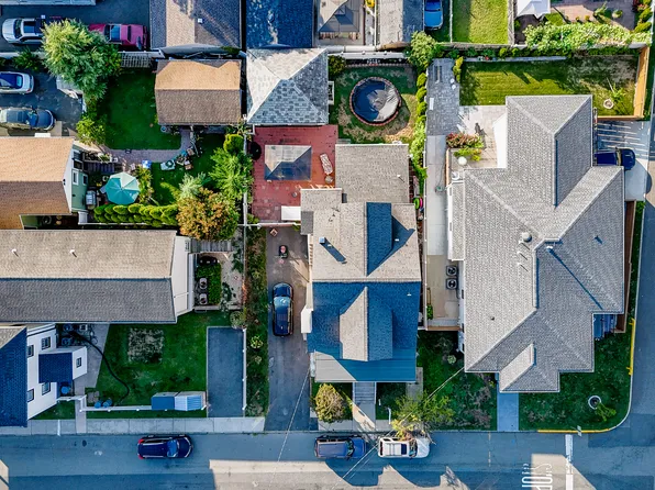 1041 Stonewall Lane image 28 of 48