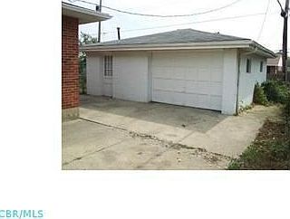 2nd image of 615 Crescent Dr