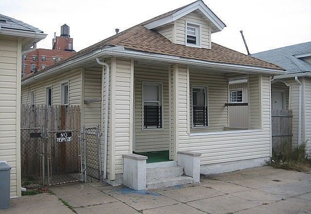 2ND HOUSE ON LOT