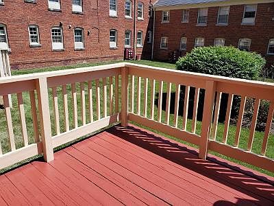 3rd image of 525 Bashford Ln APT 2