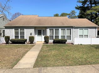 760B Liverpool Cir, Manchester, NJ 08759