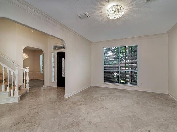 4th image of 3707 Emerald Falls Dr