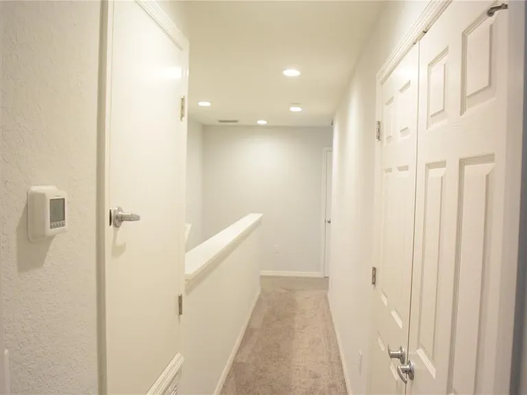 1213 Grantham Dr — Photo 22