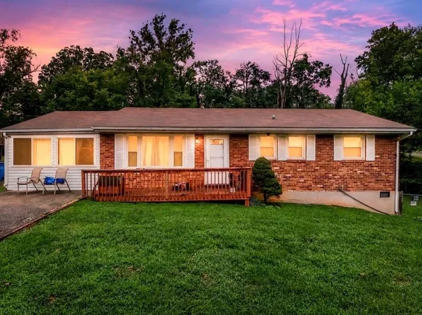 4527 Edgelawn Ave NW, Roanoke, VA 24017