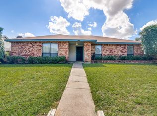 3313 Willowglen Dr, Mesquite, TX 75150