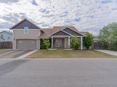 1406 D St, Fairbanks, AK, 99701