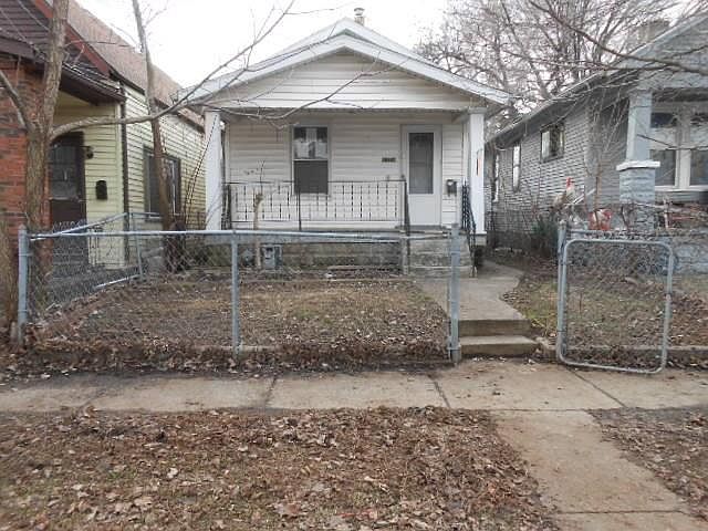 1st image of 1419 E Franklin St