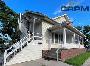 511 N Poplar St, Hutchinson, KS 67501