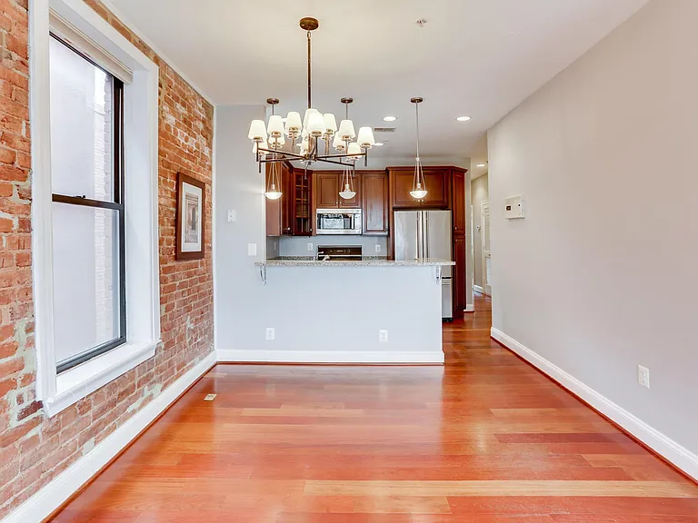 1105 Park Rd NW #5 — Photo 8