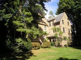 6 Edgehill Rd, West Orange, NJ 07052