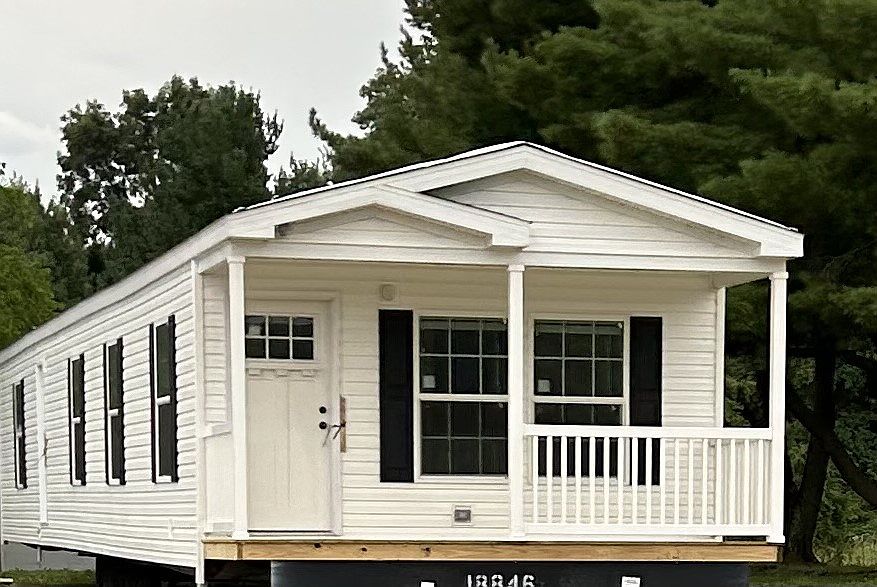 2nd image of 5200 Greenwich Rd #A