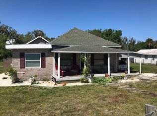 184 W Halifax Ave, Oak Hill, FL 32759