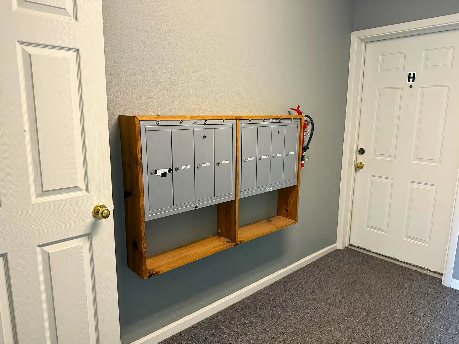 2 bed, 1.0 bath, $950 — Photo 3