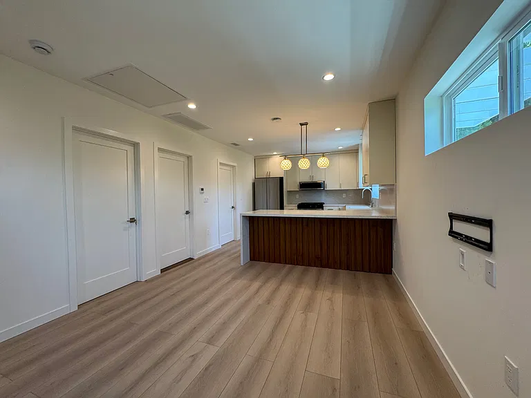 18320 Ingomar St #2 — Photo 6