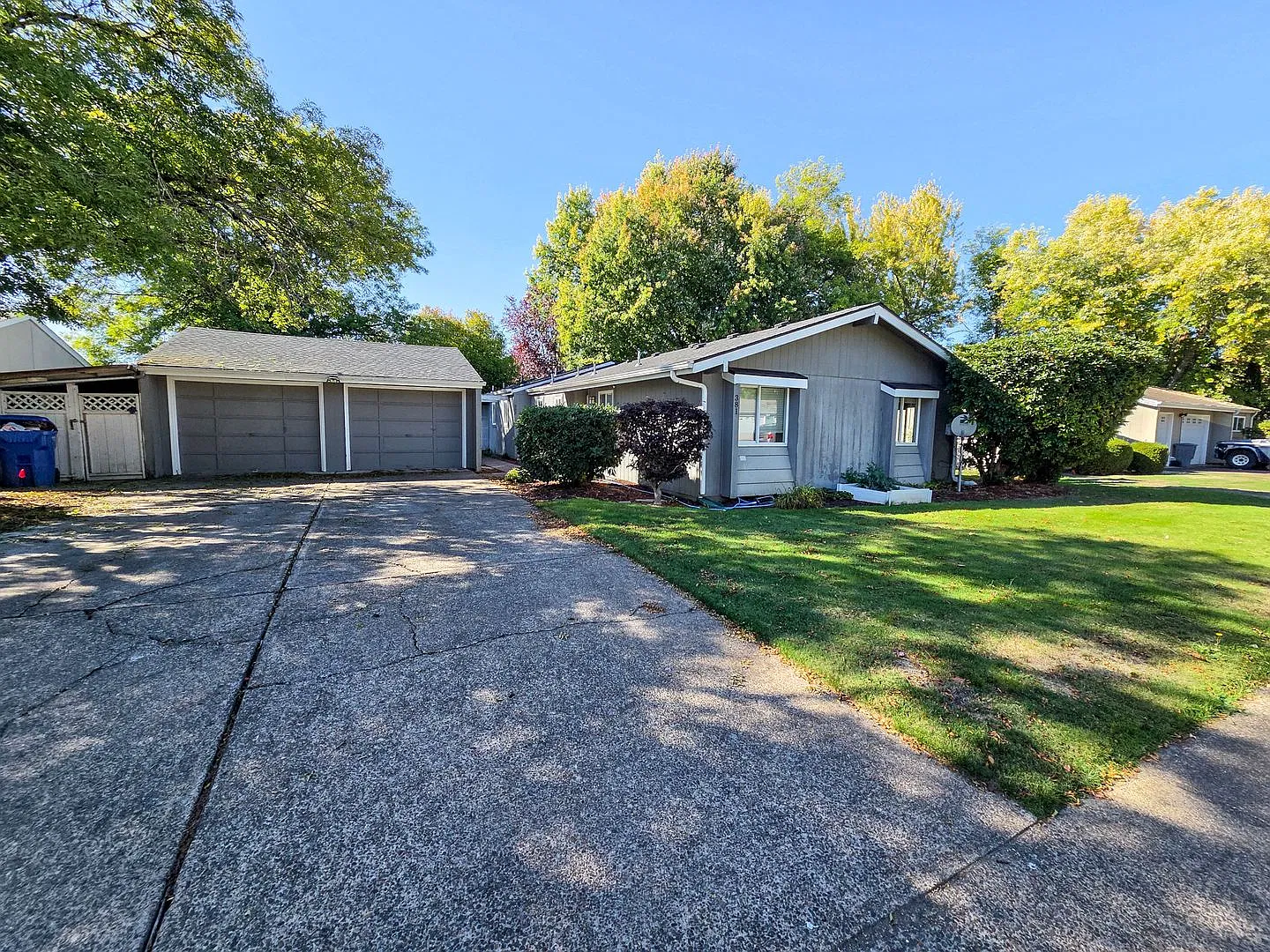 381 Whitesell Ct NE — Photo 1