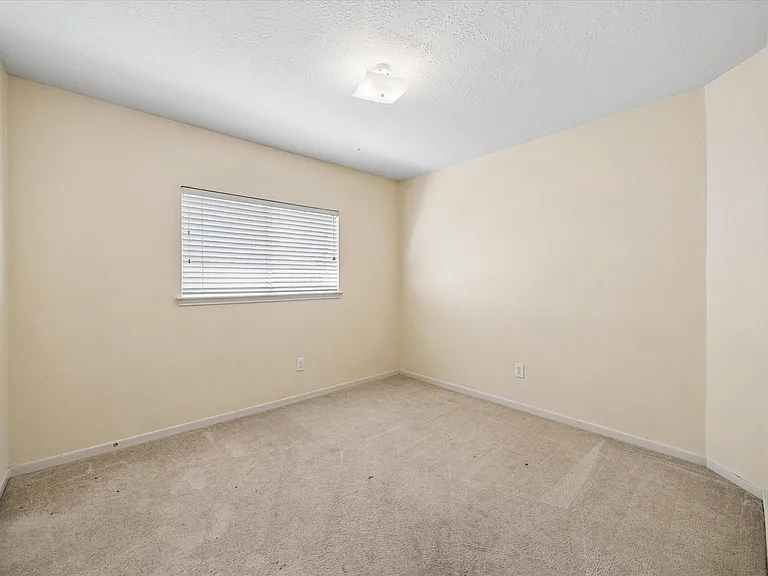 9714 Shadowglade Ct — Photo 8