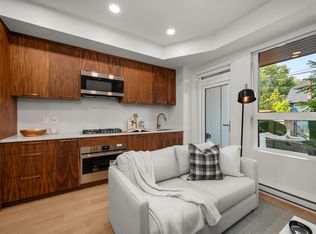 2550 Garden Dr #111, Vancouver, BC V5N 4X6