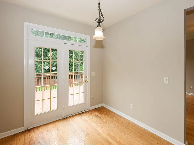 2895 Haynes Club Cir SW — Photo 17