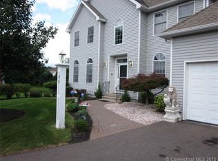 44 Victory Ln, Wethersfield, CT 06109