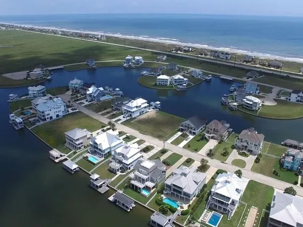 4323 S Sunset Bay Dr, Galveston, TX 77554