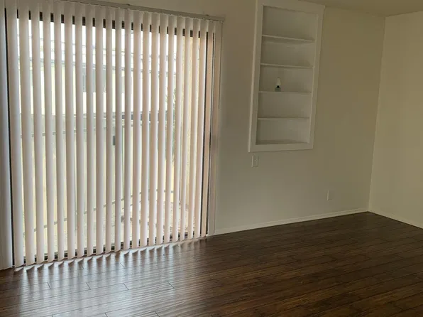 727 W Hyde Park Blvd #103/203, Inglewood, CA 90302