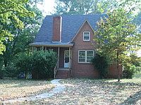 2nd image of 2910 Hawkins Ave