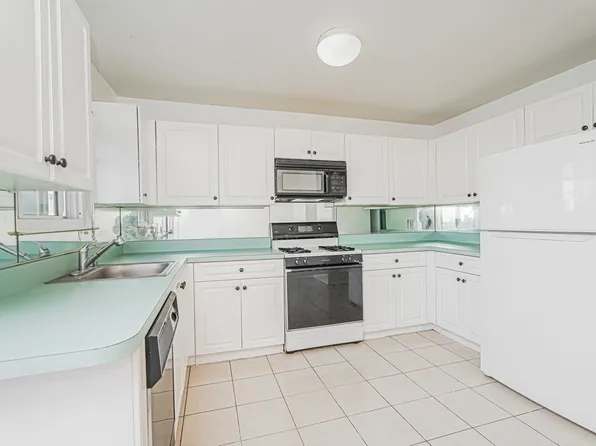 30 Westport Lane image 11 of 29