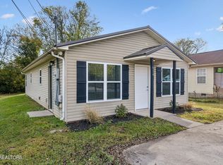 614 Wright Rd, Maryville, TN 37804