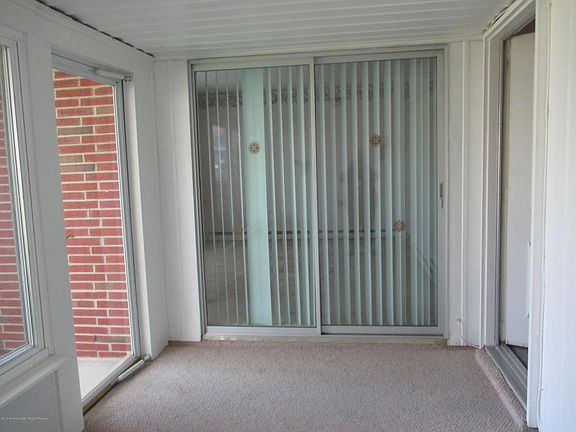 5th image of 612B Lake Point Dr #100B