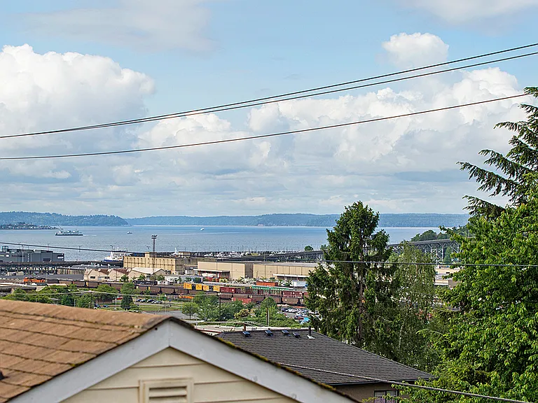 Back Nine Apartments - Located on the west slope of Queen Anne — Photo 42