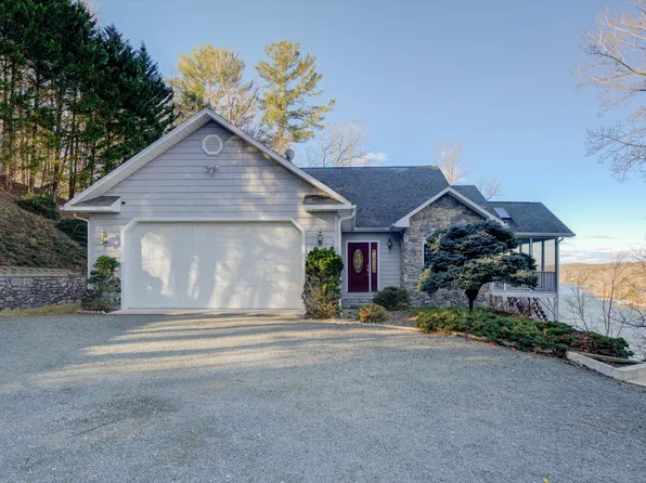 71 Viewmont Trl, Hardy, VA 24101