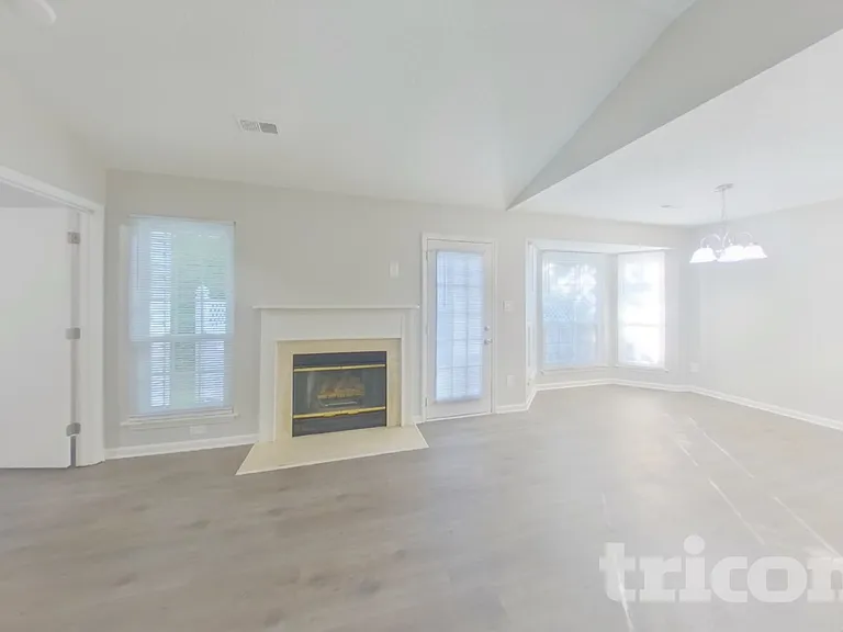 10334 Creswell Ct — Photo 4