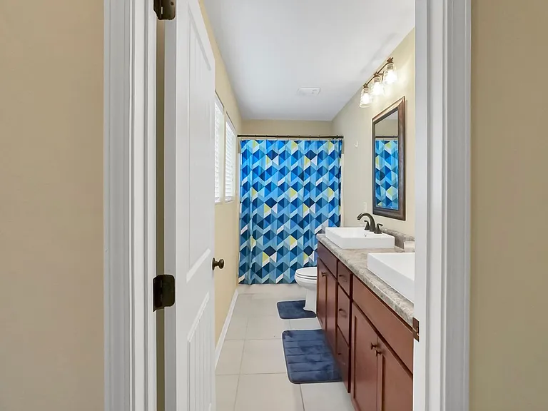 220 Wainwright Dr — Photo 43